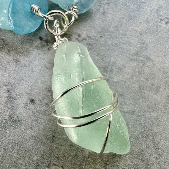 Seafoam Seaglass + Aquamarine Crystal Necklace - Picture 4 of 5